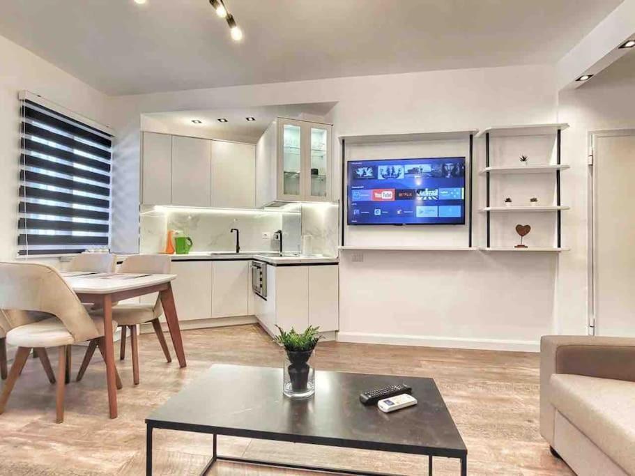 53° Bs Skanderbeg City Center Comfort Tirana Zewnętrze zdjęcie